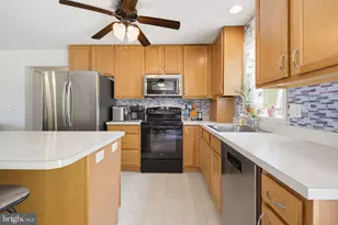 926 Sweetbay Ln, Lebanon, PA 17046 - Photo 13