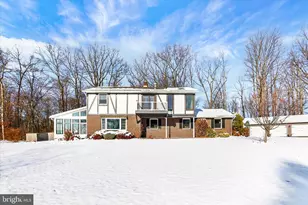 965 N College St, Myerstown, PA 17067 - Photo 1