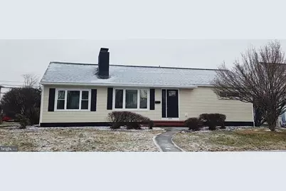 409 E Chestnut Street, Cleona, PA 17042 - Photo 1