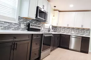 409 E Chestnut St, Cleona, PA 17042 - Photo 7