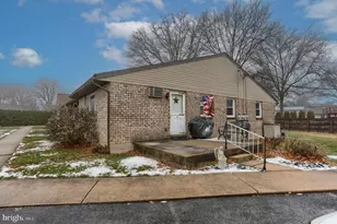 2 Werni Dr, Lebanon, PA 17042 - Photo 9