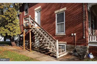 433 E Main Street #APT 2, Palmyra, PA 17078 - Photo 1