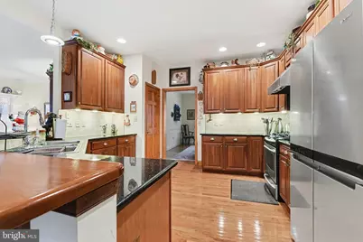 308 Stanley Dr, Palmyra, PA 17078 - Photo 9