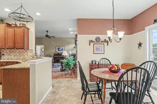 905 Walnut Crest Dr L-0064 Dr, Lebanon, PA 17046 - Photo 17