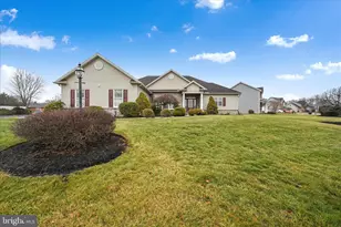 800 Victoria Ln, Palmyra, PA 17078 - Photo 17