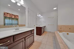 800 Victoria Ln, Palmyra, PA 17078 - Photo 29