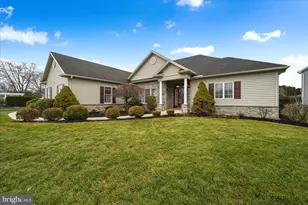 800 Victoria Ln, Palmyra, PA 17078 - Photo 9