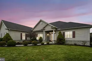 800 Victoria Ln, Palmyra, PA 17078 - Photo 11