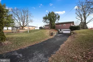 27 E Hill St, Jonestown, PA 17038 - Photo 5