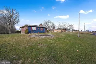 27 E Hill St, Jonestown, PA 17038 - Photo 27