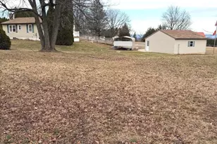 262 E Kercher Ave, Lebanon, PA 17046 - Photo 15