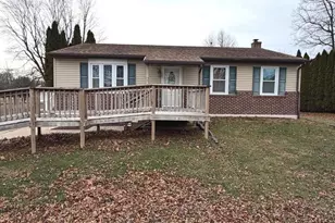 262 E Kercher Ave, Lebanon, PA 17046 - Photo 3