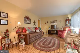 1275 Marion Dr, Lebanon, PA 17042 - Photo 19