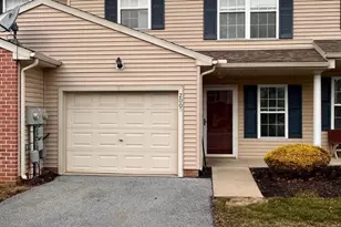 2005 Greystone Dr, Lebanon, PA 17042 - Photo 1