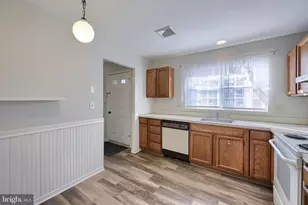 305 Barrington Ct, Palmyra, PA 17078 - Photo 5