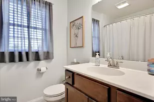 413 Sunrise Dr, Fredericksburg, PA 17026 - Photo 25