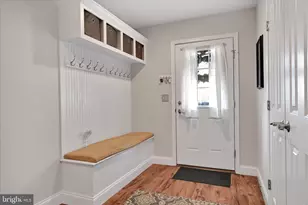 413 Sunrise Dr, Fredericksburg, PA 17026 - Photo 17