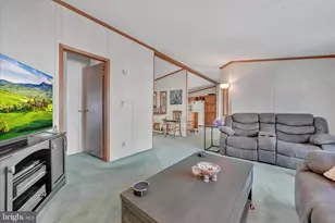 362 W Cedar St, Palmyra, PA 17078 - Photo 5