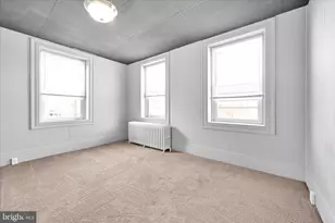 314 W Main Ave, Myerstown, PA 17067 - Photo 13