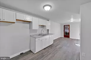 1619 1/2 1/2 Center, Lebanon, PA 17042 - Photo 9