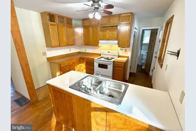 490 Meadow Lane, Lebanon, PA 17042 - Photo 9