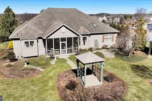 1000 Glenwood Ln, Lebanon, PA 17042 - Photo 9