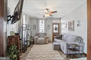 708 W Cherry St, Palmyra, PA 17078 - Photo 3