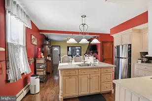 708 W Cherry St, Palmyra, PA 17078 - Photo 17