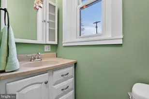 124 S King St, Annville, PA 17003 - Photo 13