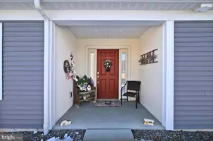 1005 Great Hall Dr, Lebanon, PA 17042 - Photo 3