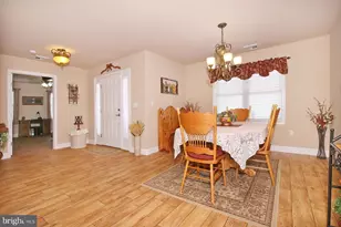 1005 Great Hall Dr, Lebanon, PA 17042 - Photo 13