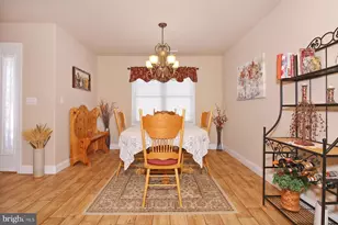 1005 Great Hall Dr, Lebanon, PA 17042 - Photo 15