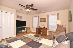 1005 Great Hall Dr, Lebanon, PA 17042 - Photo 37