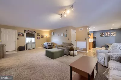 32 Village Drive, Newmanstown, PA 17073 - Photo 11