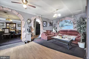 512 School Dr, Fredericksburg, PA 17026 - Photo 9