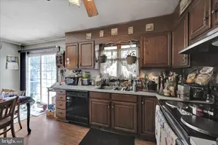 512 School Dr, Fredericksburg, PA 17026 - Photo 11