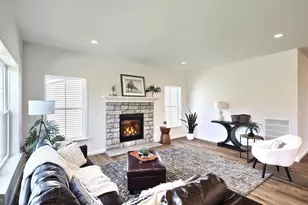 609 Lilliana Dr, Lebanon, PA 17046 - Photo 9
