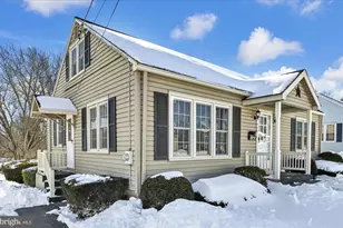 538 W Locust St, Lebanon, PA 17042 - Photo 7