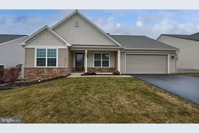 943 Snapdragon Ct, Lebanon, PA 17046 - Photo 1