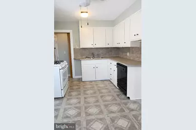 326 S 3rd Ave, Lebanon, PA 17042 - Photo 7