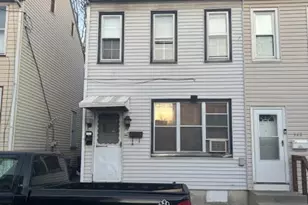 324 N 11th St, Lebanon, PA 17046 - Photo 3