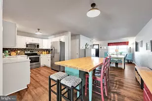 14 N Butterfly Dr, Myerstown, PA 17067 - Photo 13