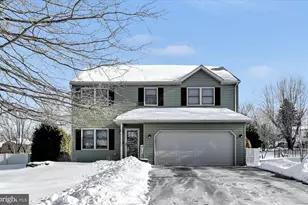 14 N Butterfly Dr, Myerstown, PA 17067 - Photo 1