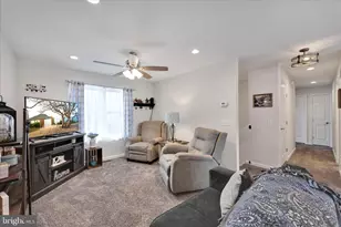 213 W Maple Ave, Myerstown, PA 17067 - Photo 11