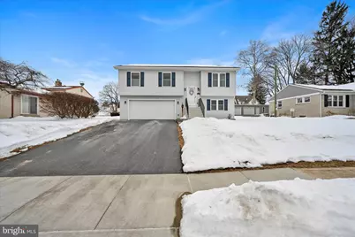 213 W Maple Avenue, Myerstown, PA 17067 - Photo 5