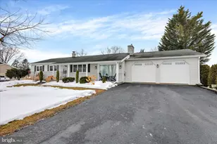 825 S Spruce St, Annville, PA 17003 - Photo 5