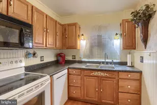 323 S 3rd Ave, Lebanon, PA 17042 - Photo 13