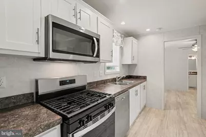 7 Lebanon Valley Court, Lebanon, PA 17046 - Photo 7