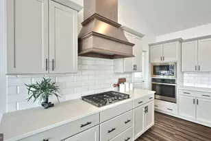 604 Lilliana Dr, Lebanon, PA 17046 - Photo 13