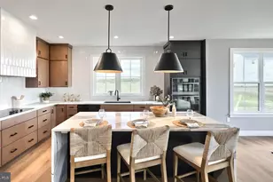 217 Dahlia Cir, Lebanon, PA 17042 - Photo 9